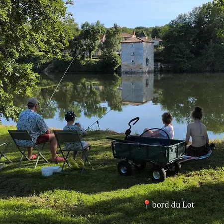 Mobil-home Au Bord Du Lot Chalet