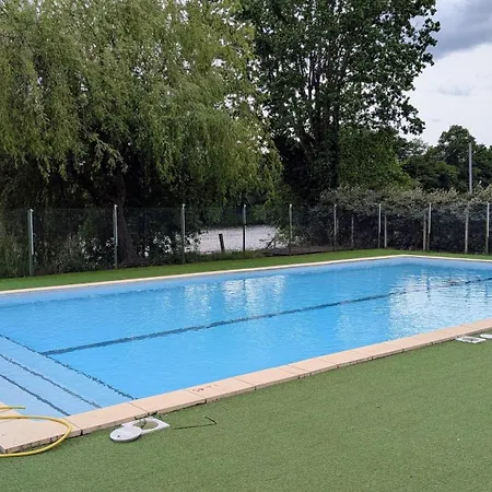 Mobil-home Au Bord Du Lot Chalet Fumel