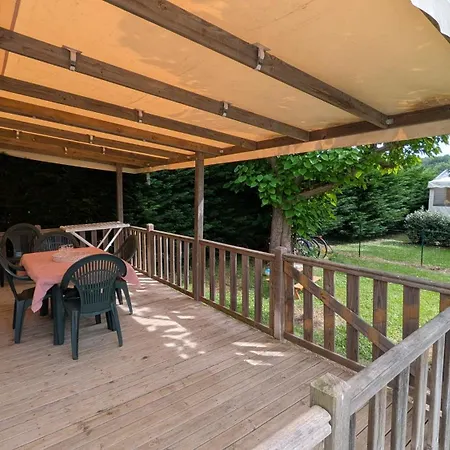 Mobil-home Au Bord Du Lot *